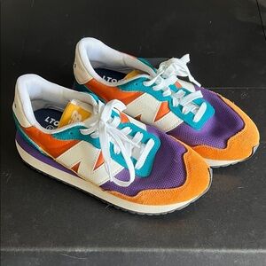 New Balance Teal and Orange Sneakers